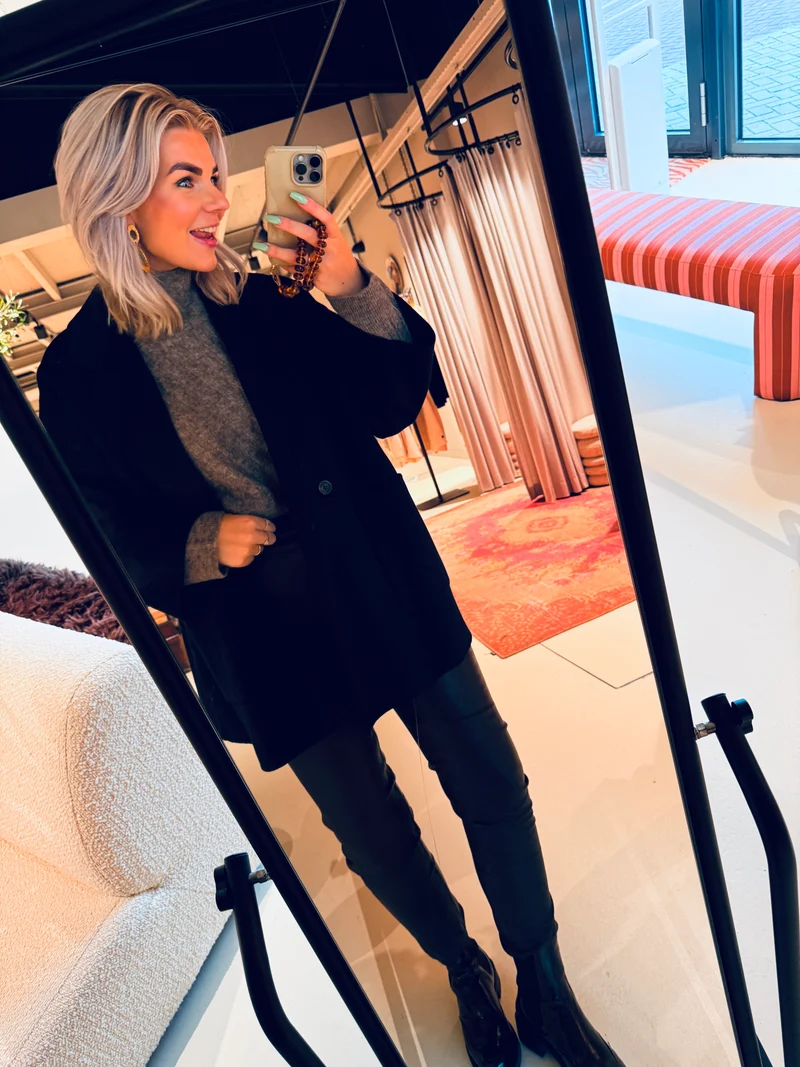 Cape Coat - Black