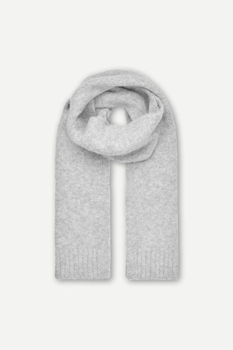 Sajeanne Scarf