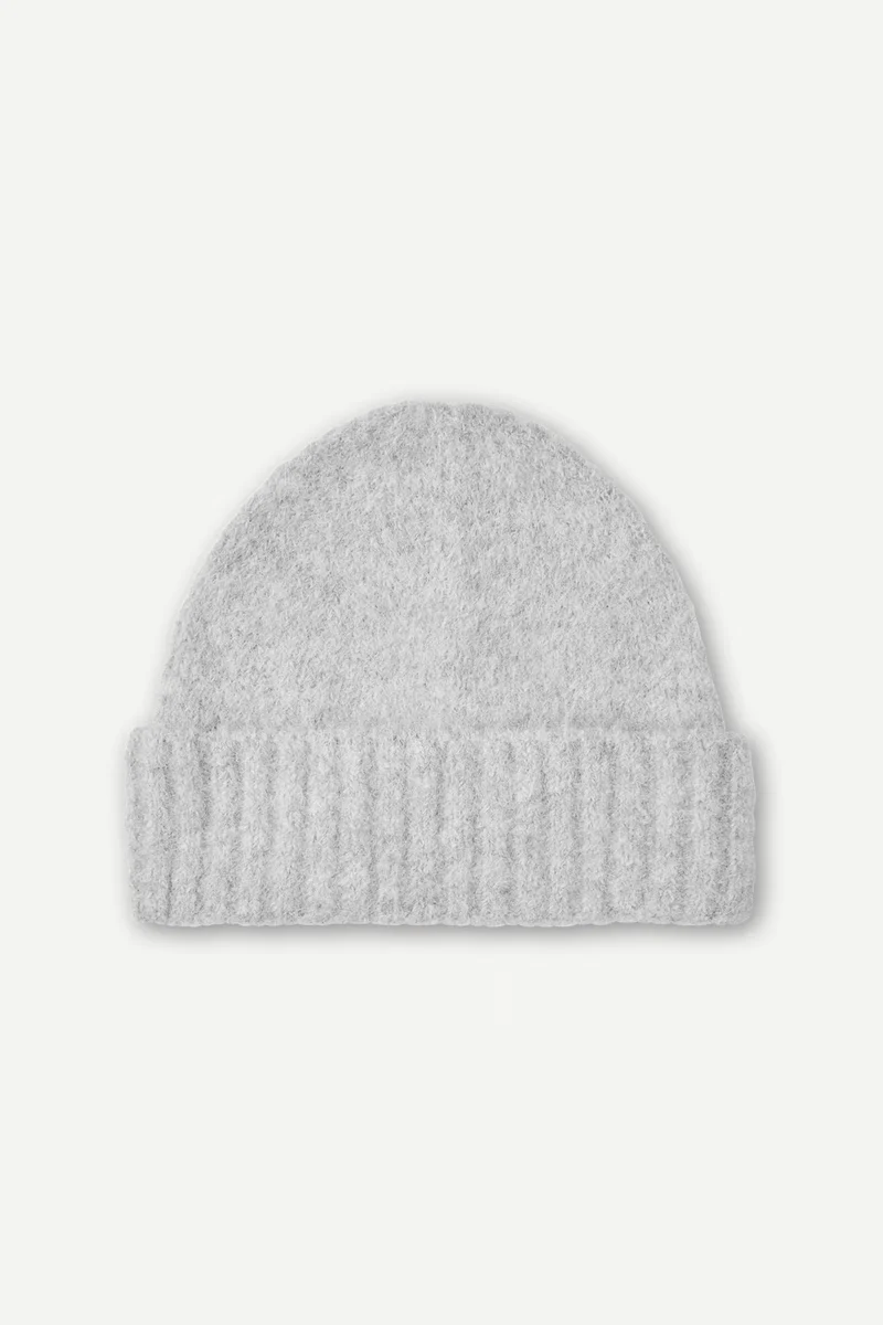 Sajeanne Beanie