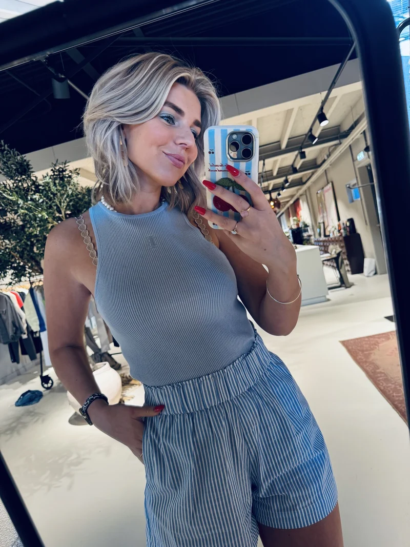 Tamora - Blu Tenue