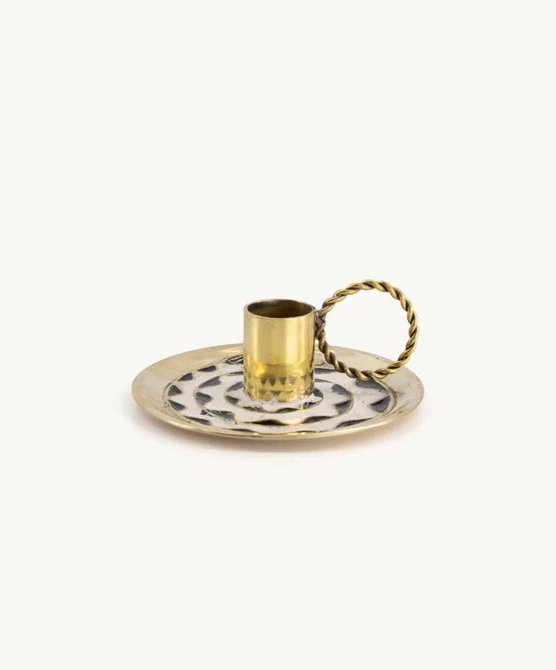 Curly snake candle holder