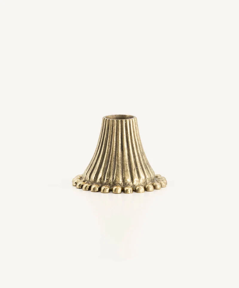 Aya candle holder