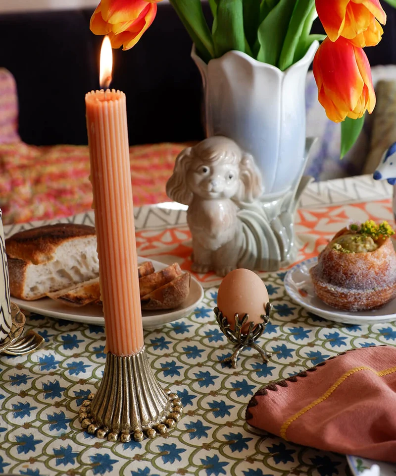 Aya candle holder