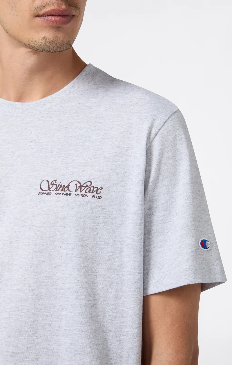 REVERSE WEAVE Men’s Graphic T-Shirt