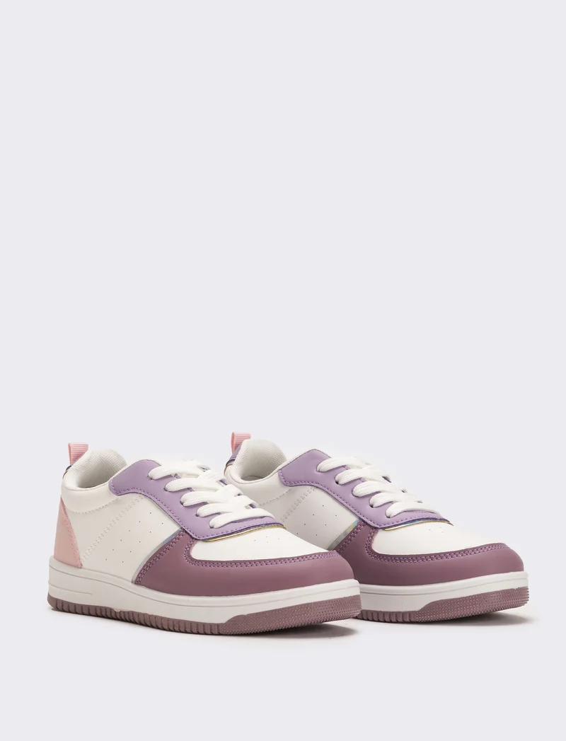 Sneakers da bambina con riporti - Bianco