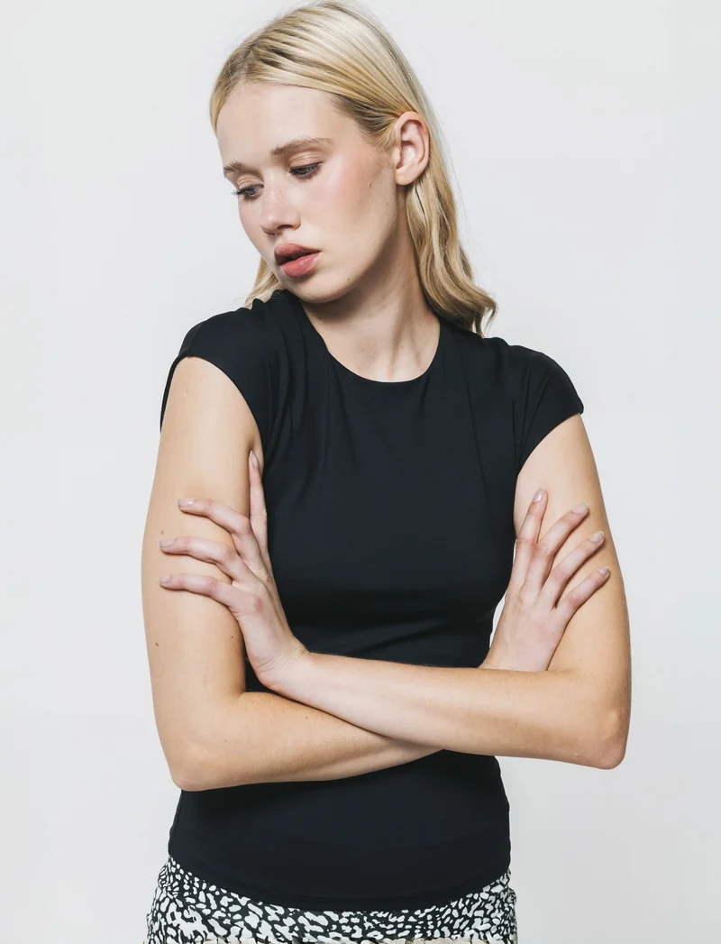 T-Shirt Manica Ad Aletto Basic - Nero