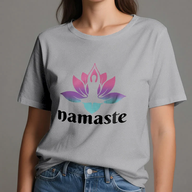 Olivenorma – T-Shirt aus Baumwolle mit „Namaste Lotus“-Print