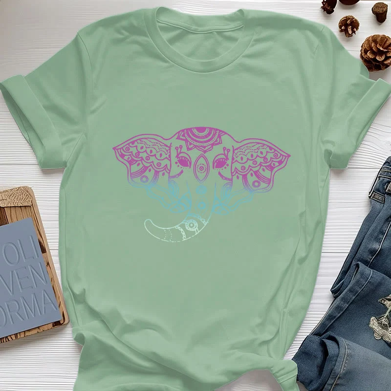 Olivenorma – Baumwoll-T-Shirt mit mystischem Elefanten-Mandala