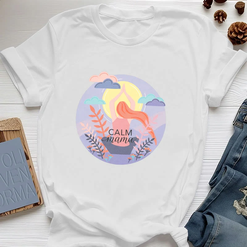 Olivenorma Yoga-T-Shirt mit „Calm Mama“-Print