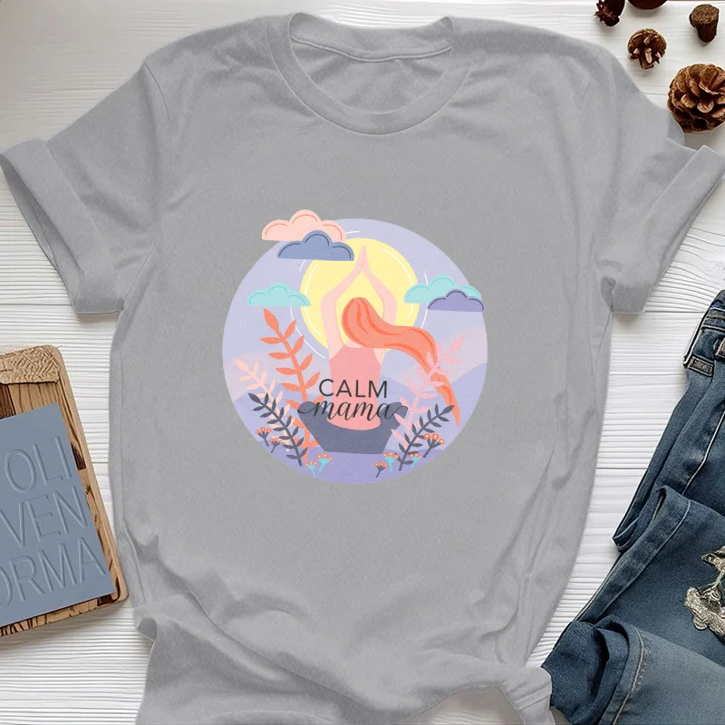 Olivenorma Yoga-T-Shirt mit „Calm Mama“-Print