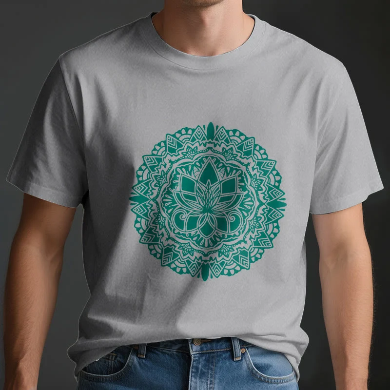 Olivenorma – T-Shirt mit grünem Lotus-Print