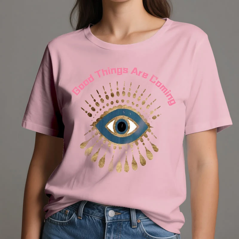 Olivenorma T-Shirt mit Aufschrift „Good Things Are Coming“