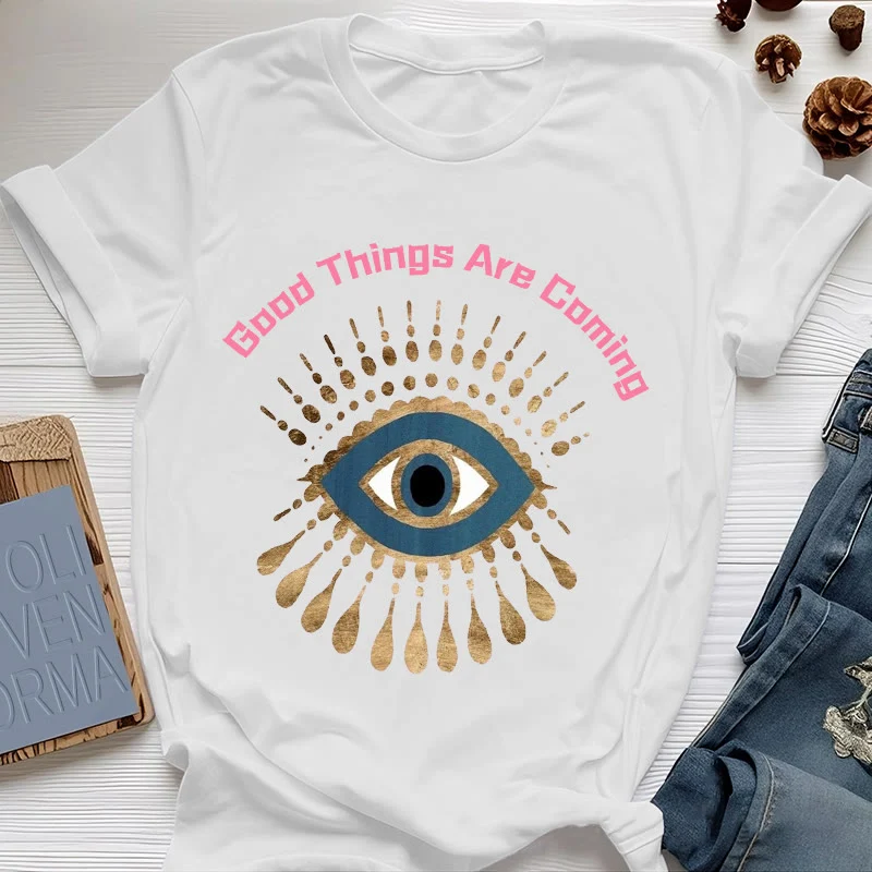 Olivenorma T-Shirt mit Aufschrift „Good Things Are Coming“