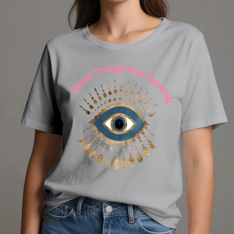 Olivenorma T-Shirt mit Aufschrift „Good Things Are Coming“