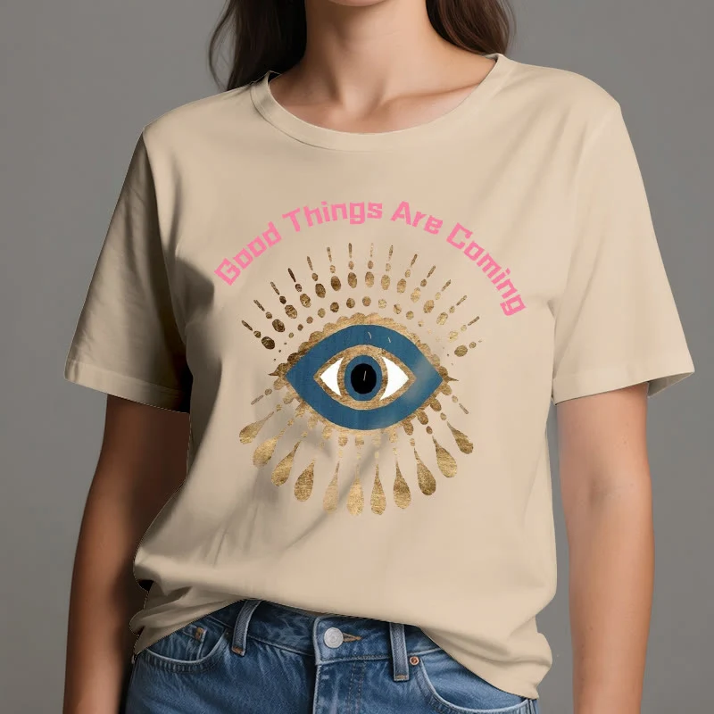 Olivenorma T-Shirt mit Aufschrift „Good Things Are Coming“