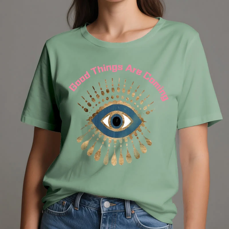 Olivenorma T-Shirt mit Aufschrift „Good Things Are Coming“