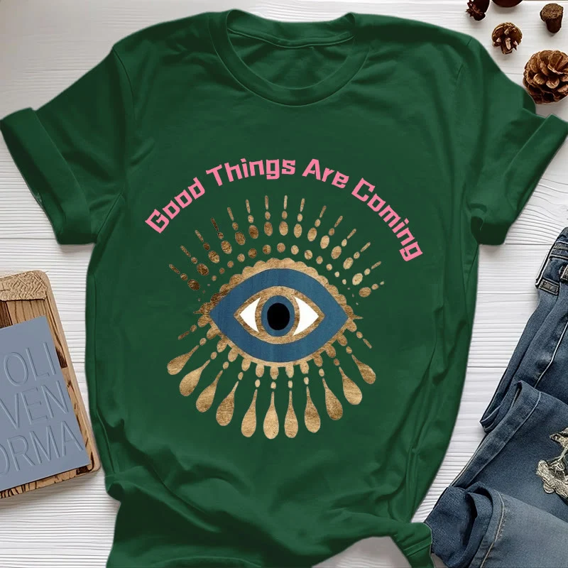 Olivenorma T-Shirt mit Aufschrift „Good Things Are Coming“