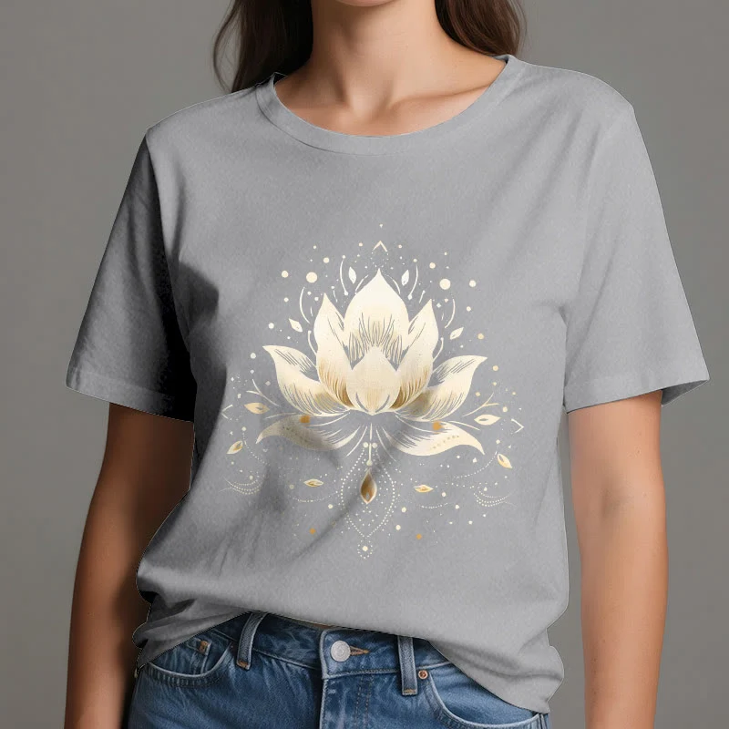 Olivenorma Blühender Lotus T-Shirt aus reiner Baumwolle