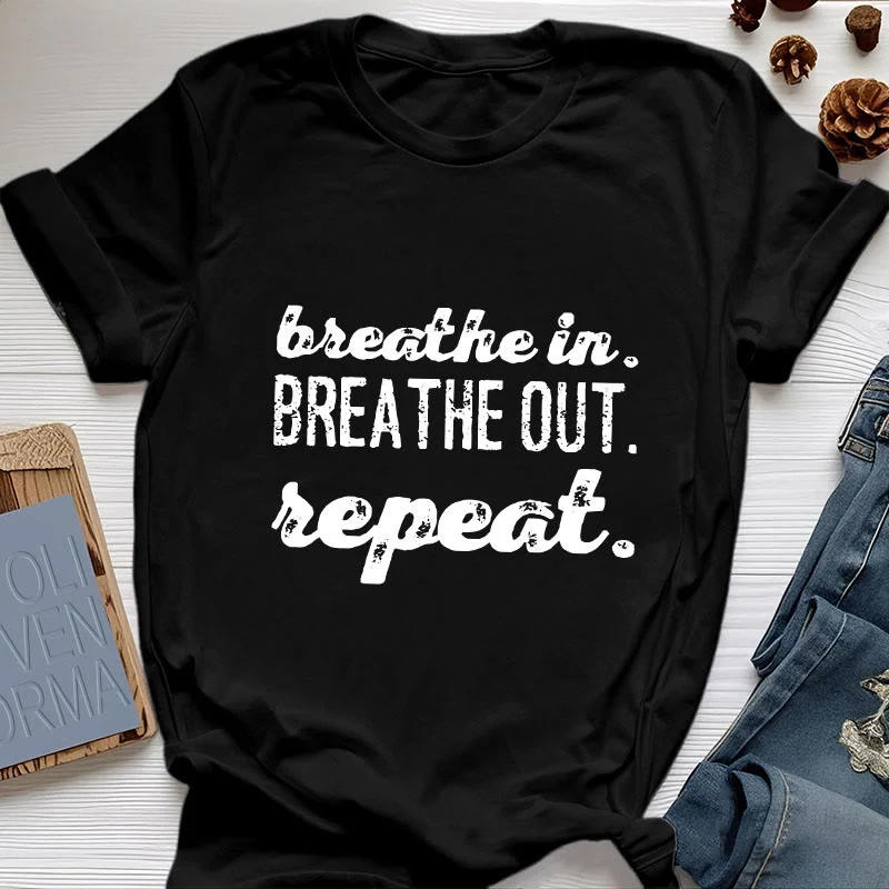 Olivenorma -Shirt "Breathe In, Breathe Out" Meditation Spirituelles T-Shirt