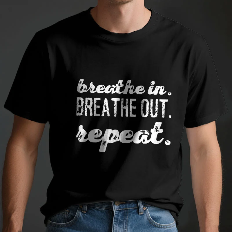 Olivenorma -Shirt "Breathe In, Breathe Out" Meditation Spirituelles T-Shirt