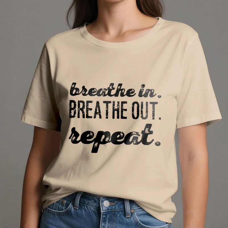 Olivenorma -Shirt "Breathe In, Breathe Out" Meditation Spirituelles T-Shirt