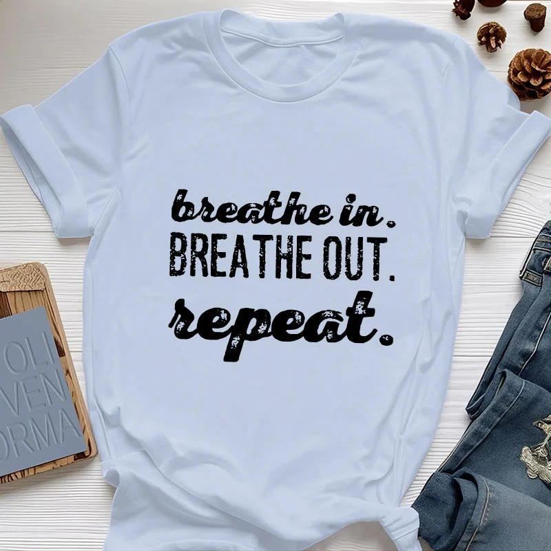 Olivenorma -Shirt "Breathe In, Breathe Out" Meditation Spirituelles T-Shirt