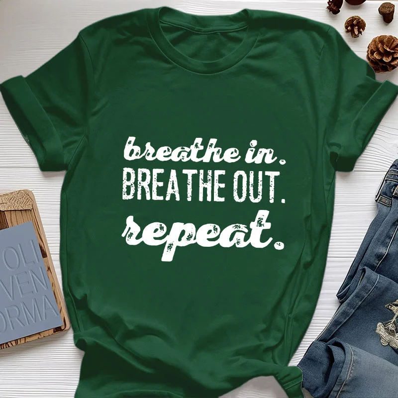 Olivenorma -Shirt "Breathe In, Breathe Out" Meditation Spirituelles T-Shirt