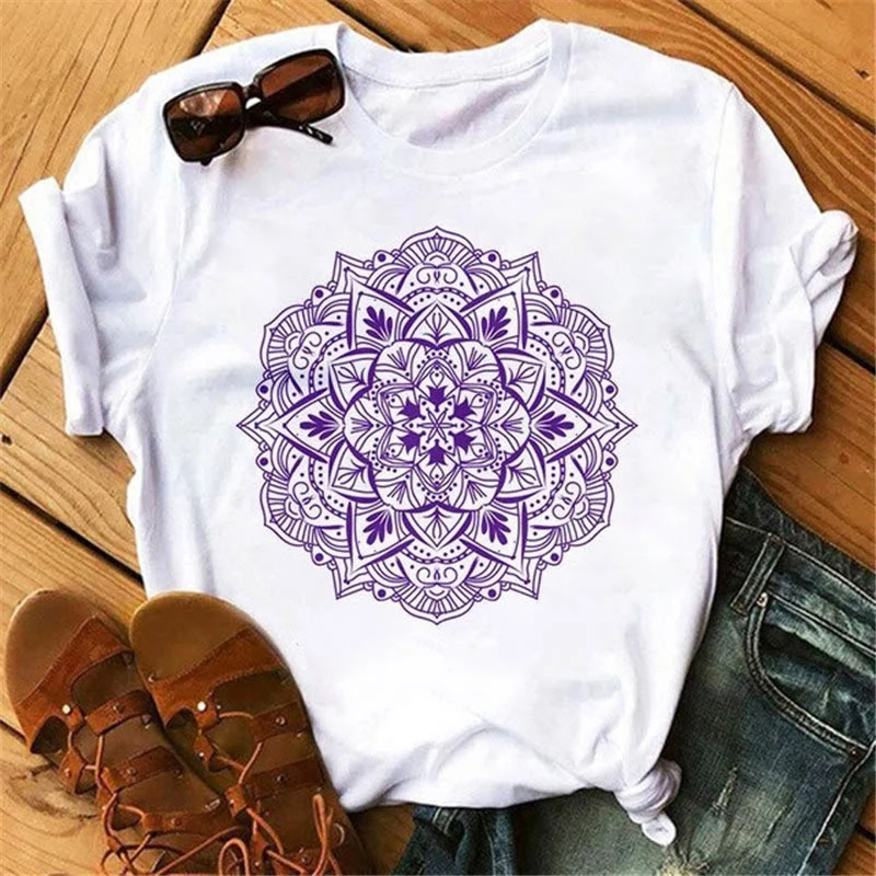 Olivenorma – Weißes T-Shirt aus Baumwolle mit buntem geometrischem Print