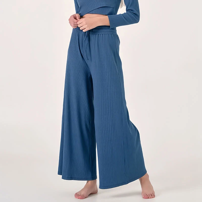 Olivenorma – Entspannte Yogahose mit hoher Taille