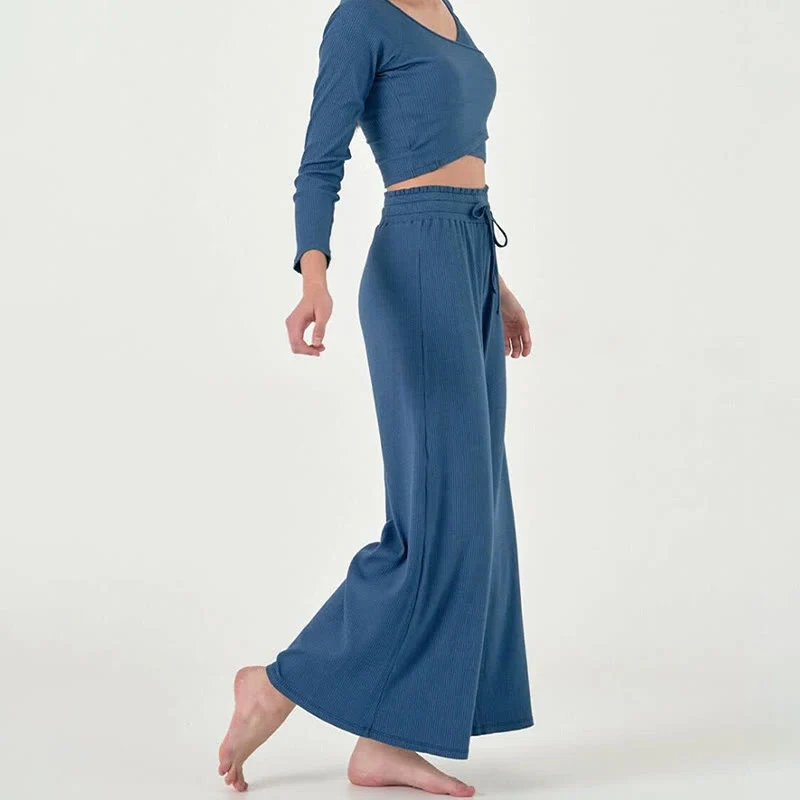 Olivenorma – Entspannte Yogahose mit hoher Taille