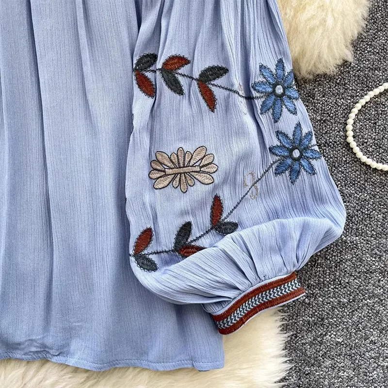 Olivenorma Vintage Damenhemd im europäischen Hofstil mit Stickerei