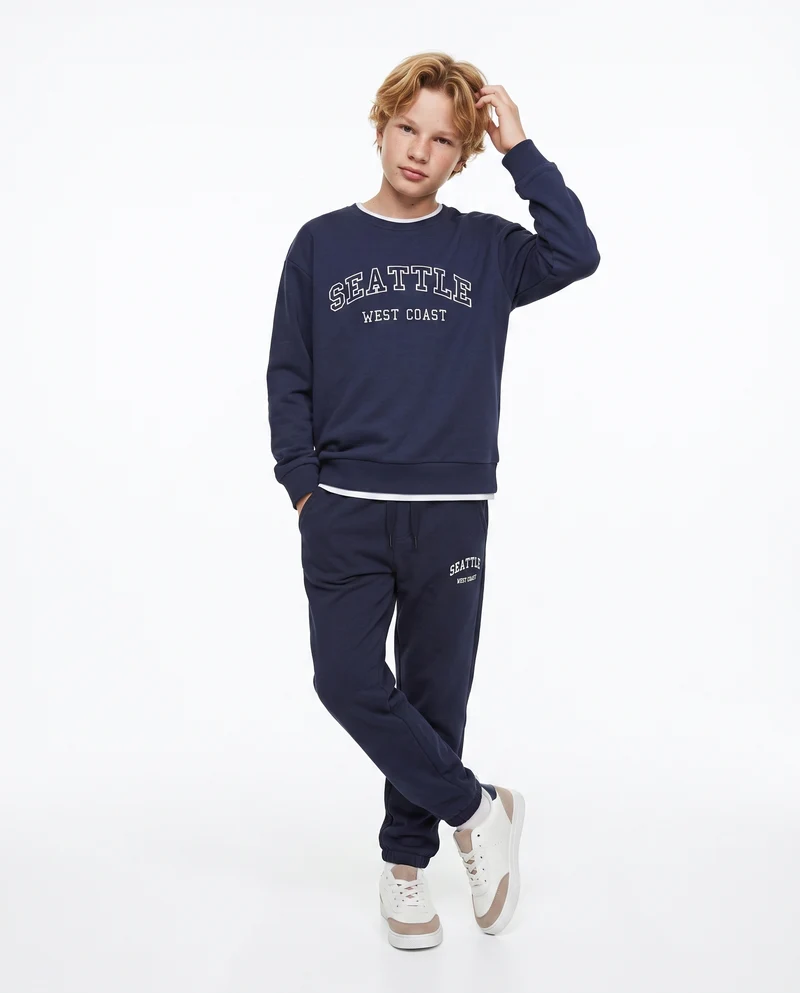 Felpa girocollo con ricamo e comfort - Blu