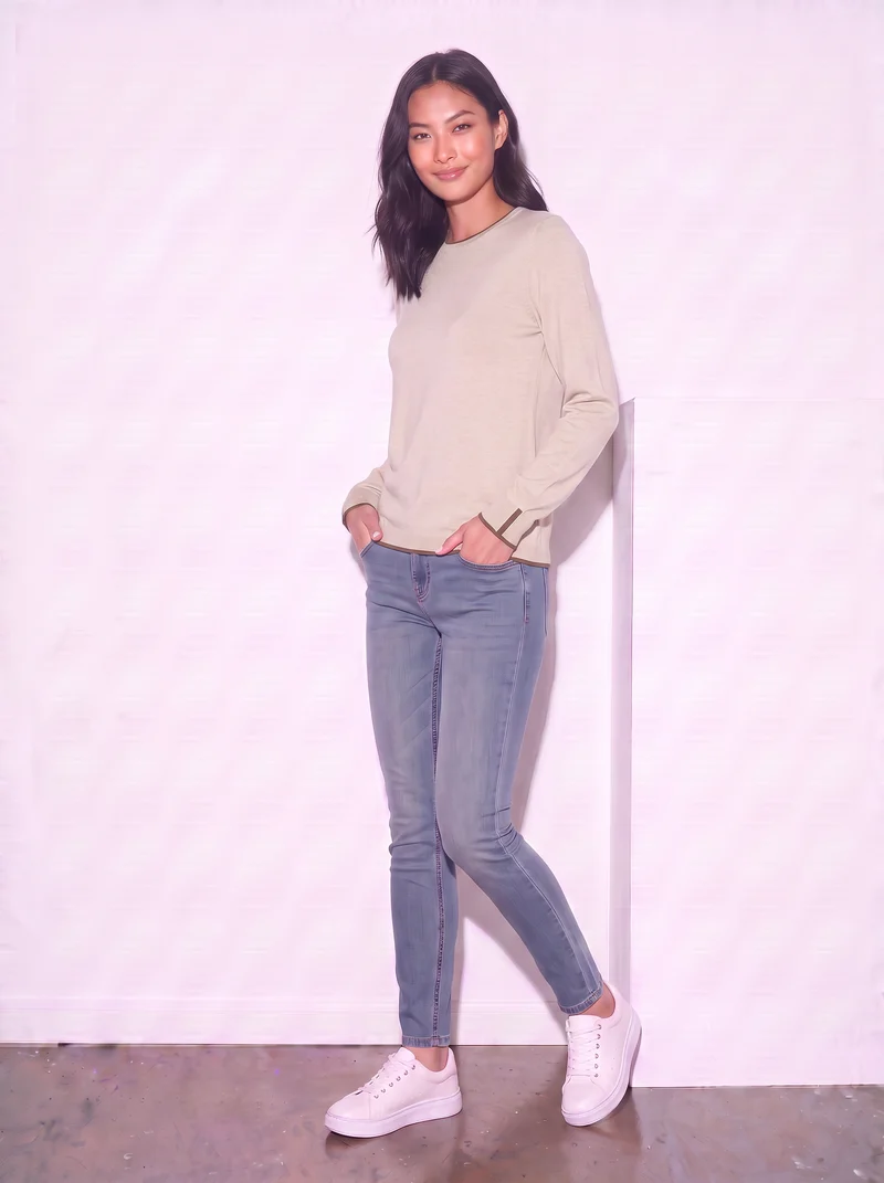 Pullover girocollo con contrasto regolare - Avorio