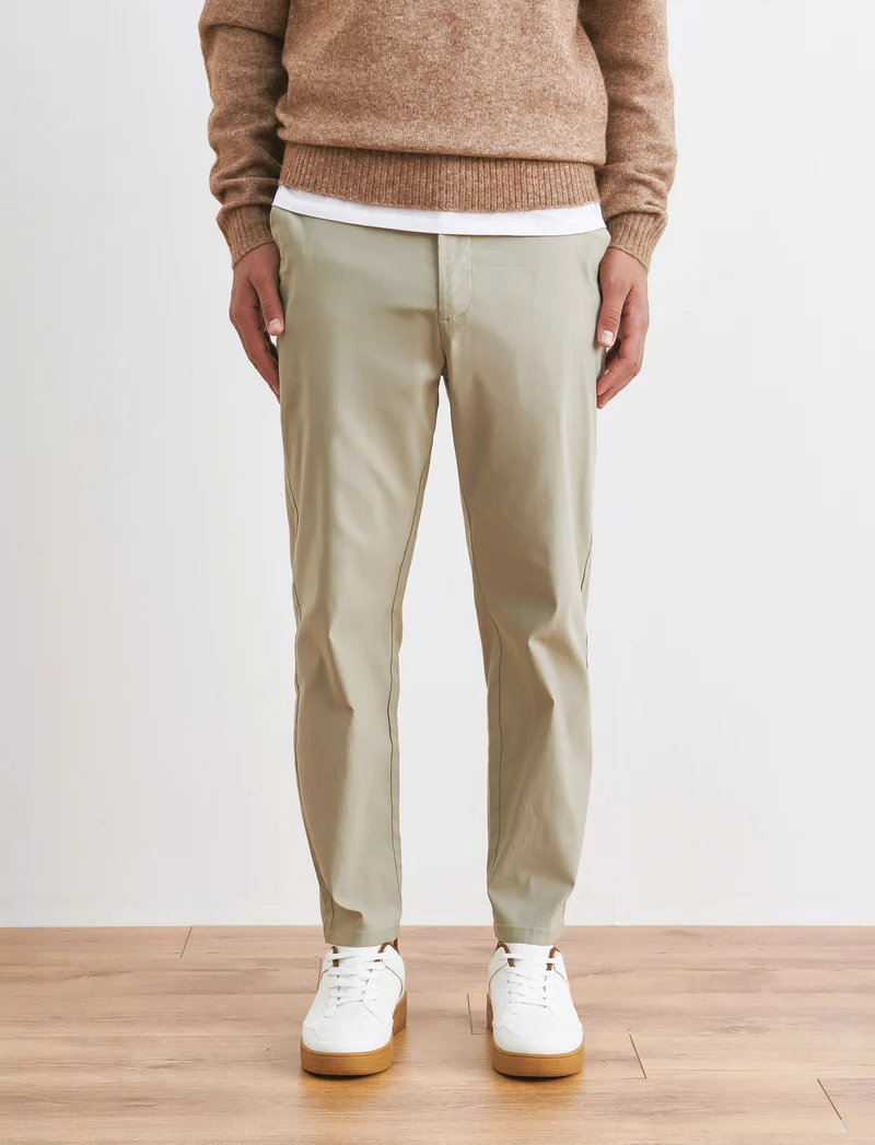 PANTALONI CHINO JOGGER IN TESSUTO TECNICO STRETCH - Beige