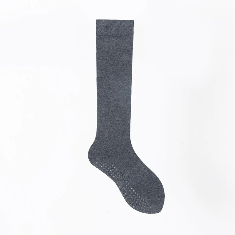 Olivenorma einfarbige, wadenlange Pilates- und Barre-Fitnesssocken mit rutschfestem Grip und atmungsaktiver Baumwolle für komfortable Unterstützung und Yoga