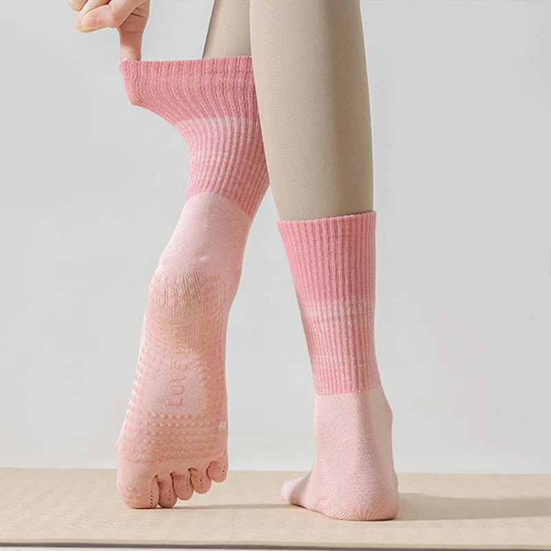Olivenorma Atmungsaktive Zehentrennungs-Socken, rutschfeste Pilates- und Barre-Trainingssocken, Farbverlauf-Socken mit fünf Zehen, mittelhoch geschnittene Yoga-Socken