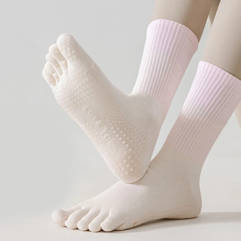 Olivenorma Atmungsaktive Zehentrennungs-Socken, rutschfeste Pilates- und Barre-Trainingssocken, Farbverlauf-Socken mit fünf Zehen, mittelhoch geschnittene Yoga-Socken