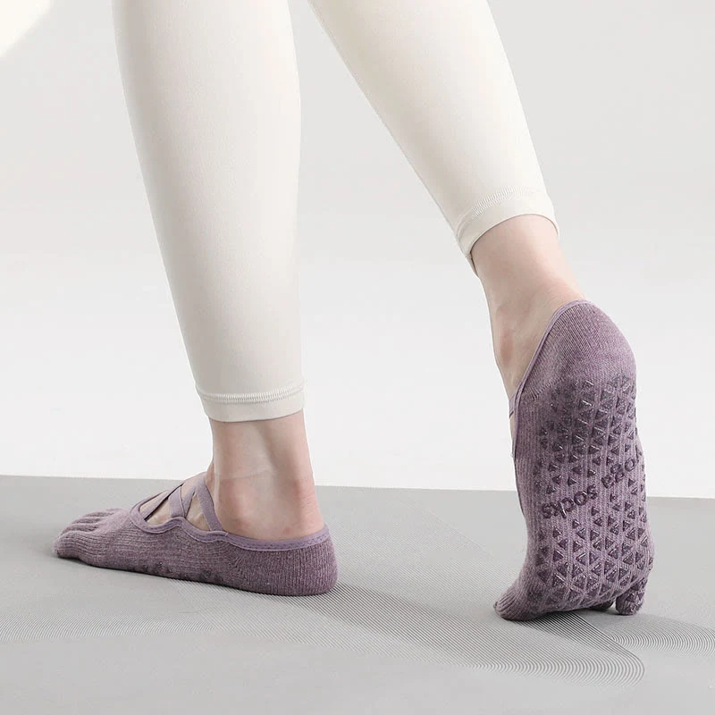 Olivenorma Rutschfeste Zehentrennungs-Pilates-Barre-Fitnesssocken mit sicherem Kreuzriemen-Stützsystem und Fünf-Zehen-Riemen