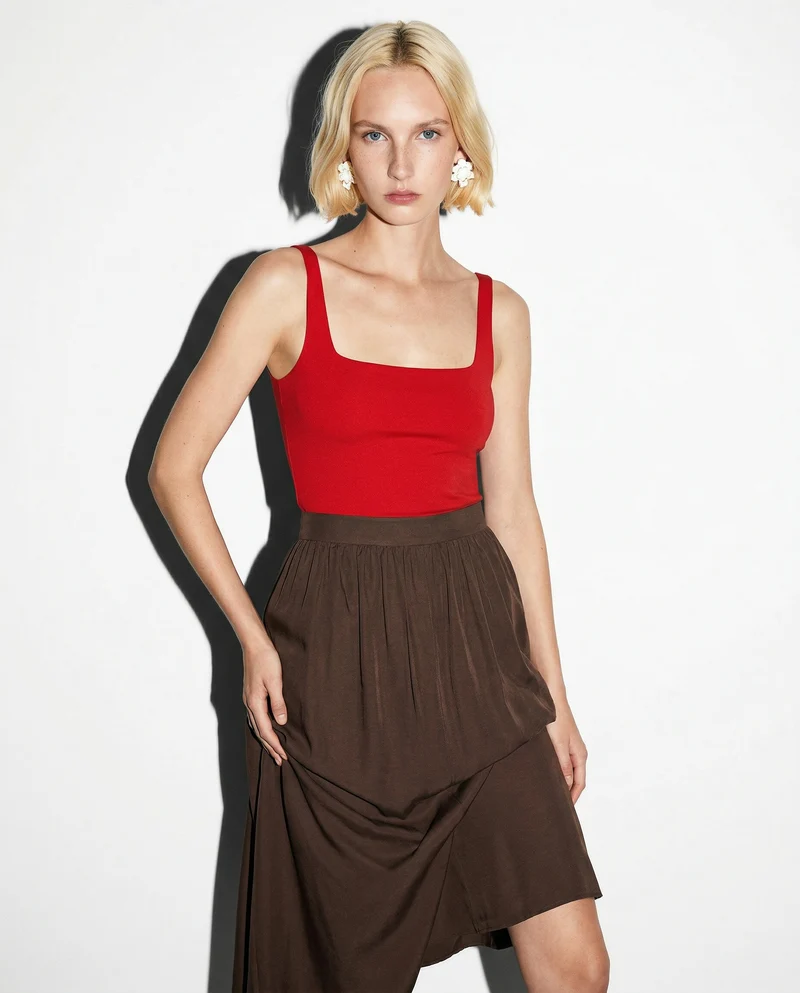 Top con spallina larga e scollo V cut-out - Rosso