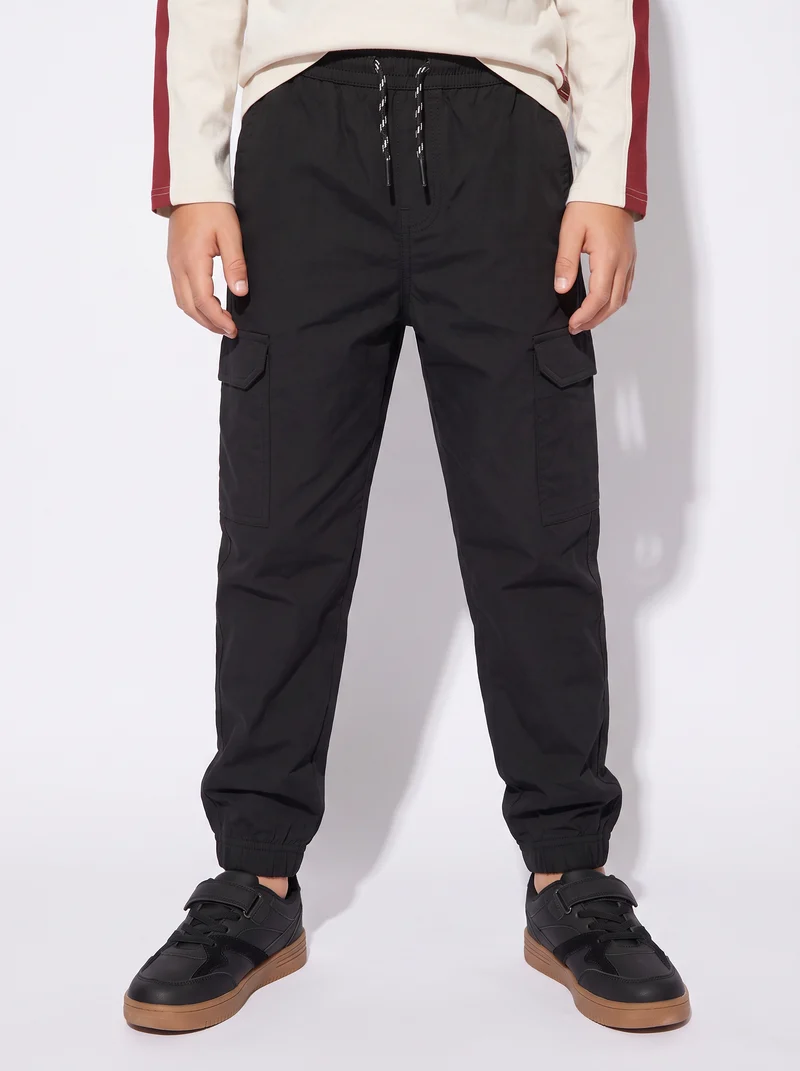 Jogger Cargo in Felpa con Coulisse - Nero