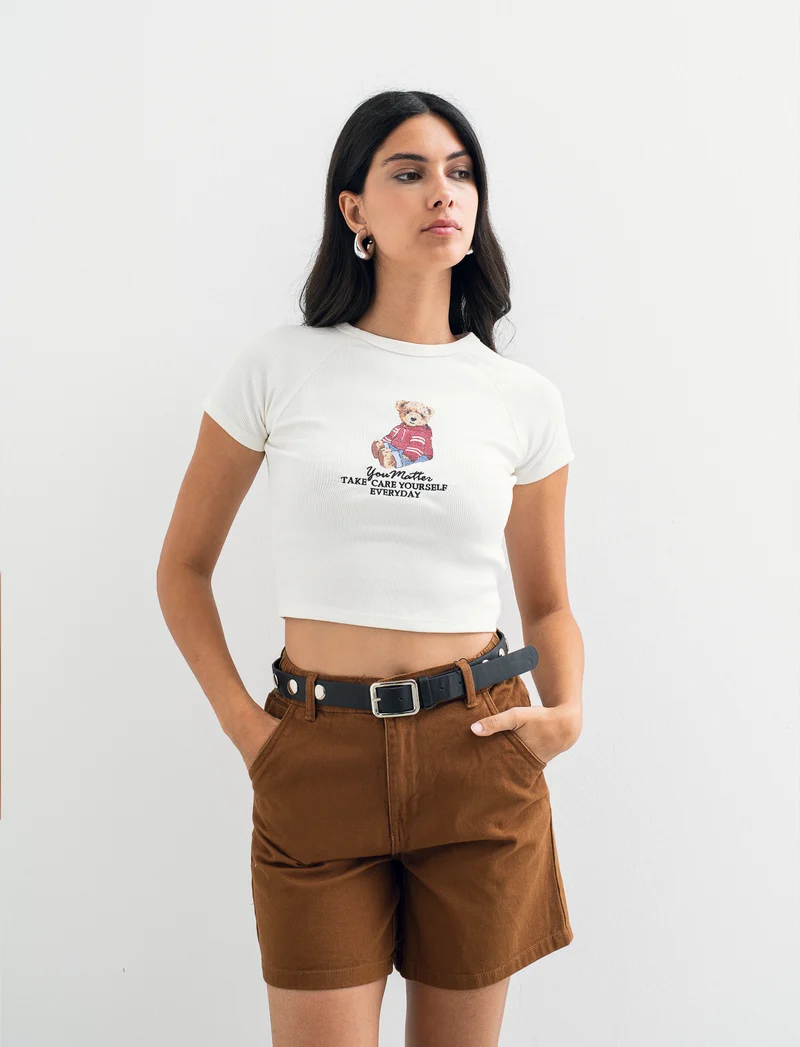 T-SHIRT CON RICAMO - var 1