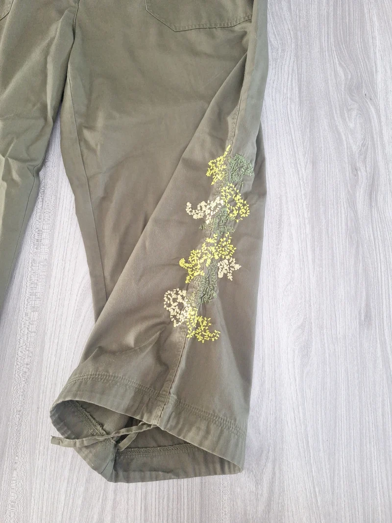 Casual Wear Cargohose Stickerei 44