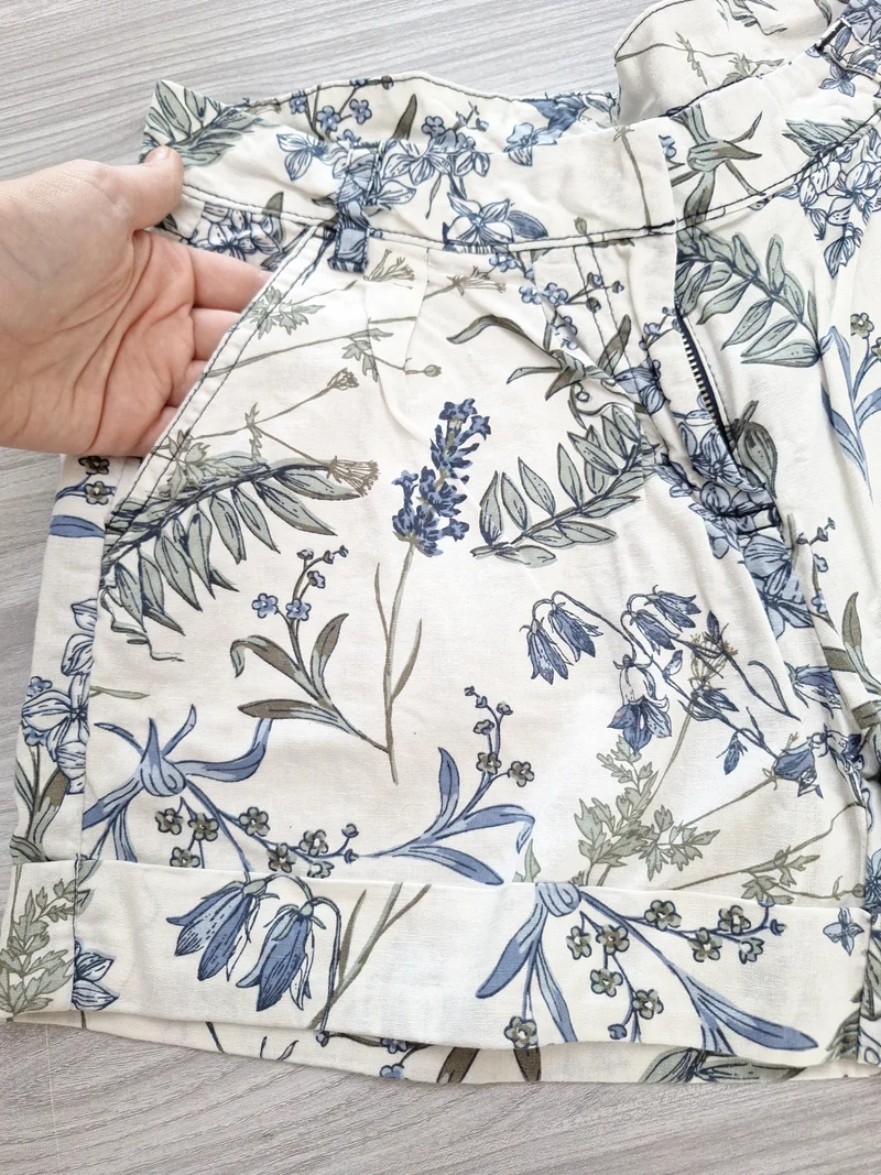 Esmara Shorts Blumen 36