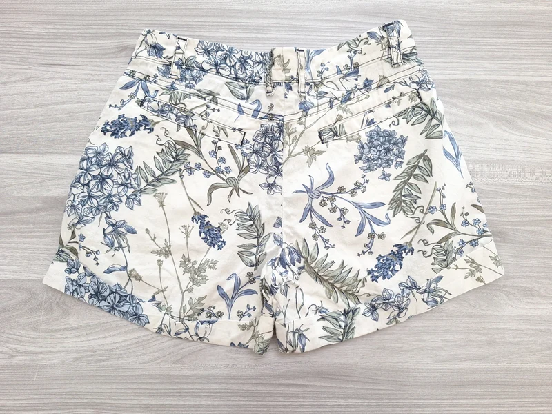Esmara Shorts Blumen 36