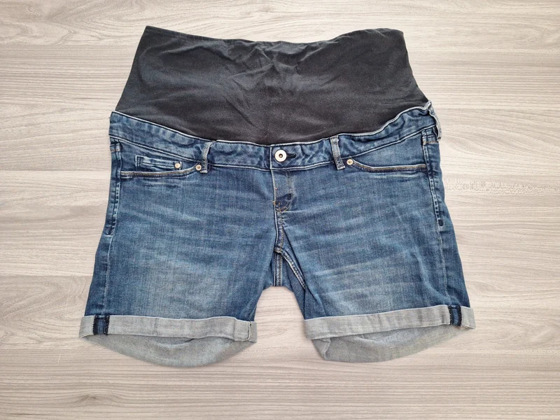 H&M Mama Umstandsjeansshorts 44