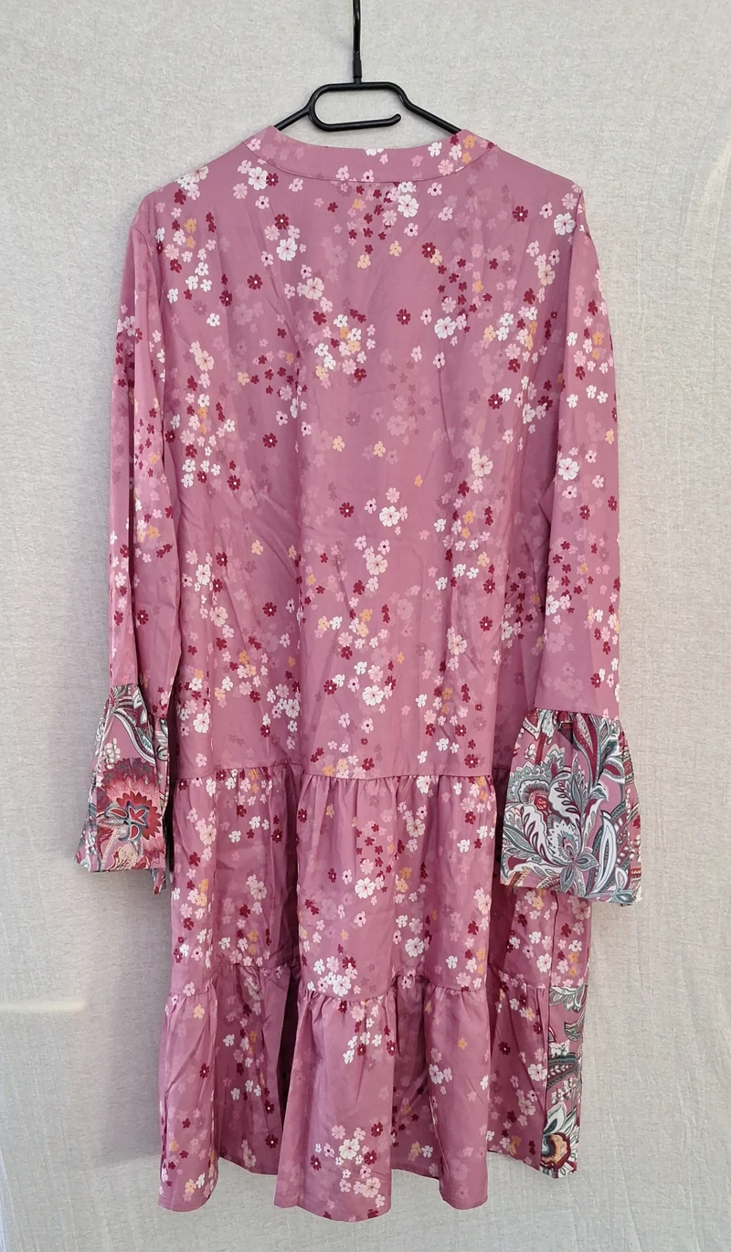 Noracora Langarmkleid Blumen 40