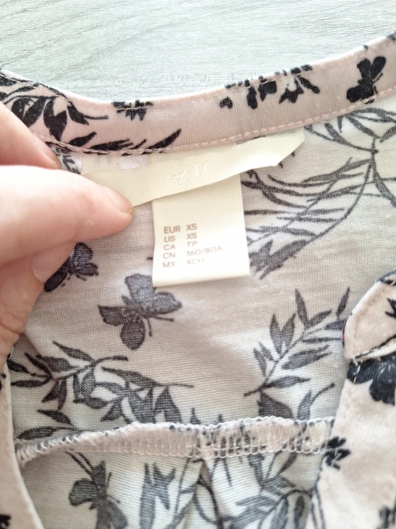 H&M Blusenshirt Blumen 34
