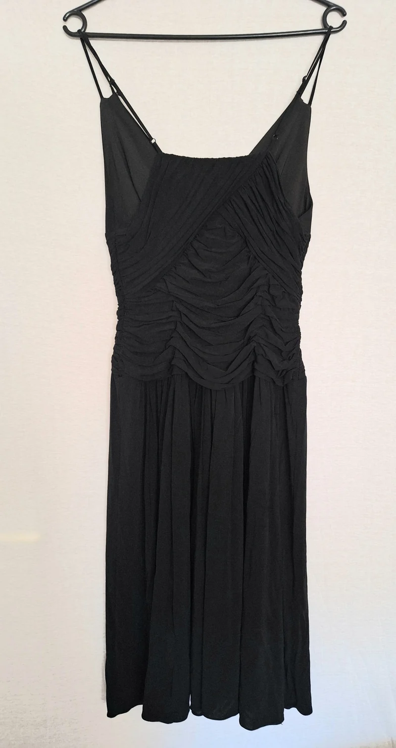 Nicowa Abendkleid Raffungen 36