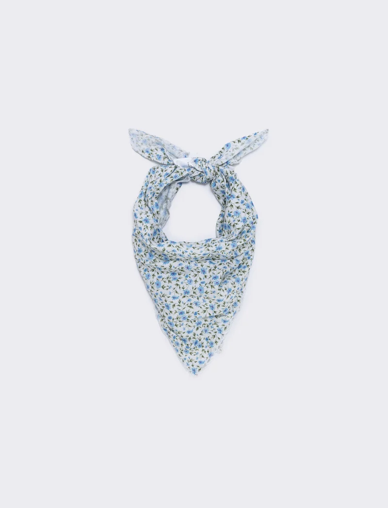 Foulard triangolo con fiorellini e pizzo - Azzurro