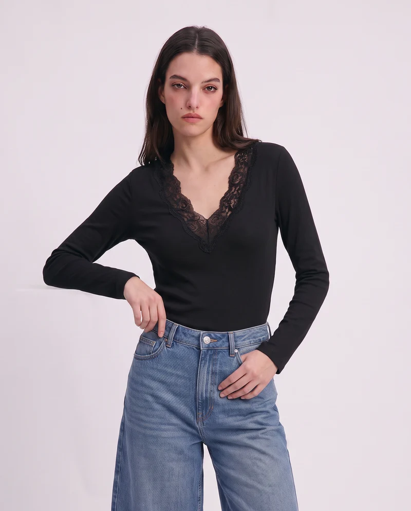 T-shirt manica lunga scollo madonna - Nero
